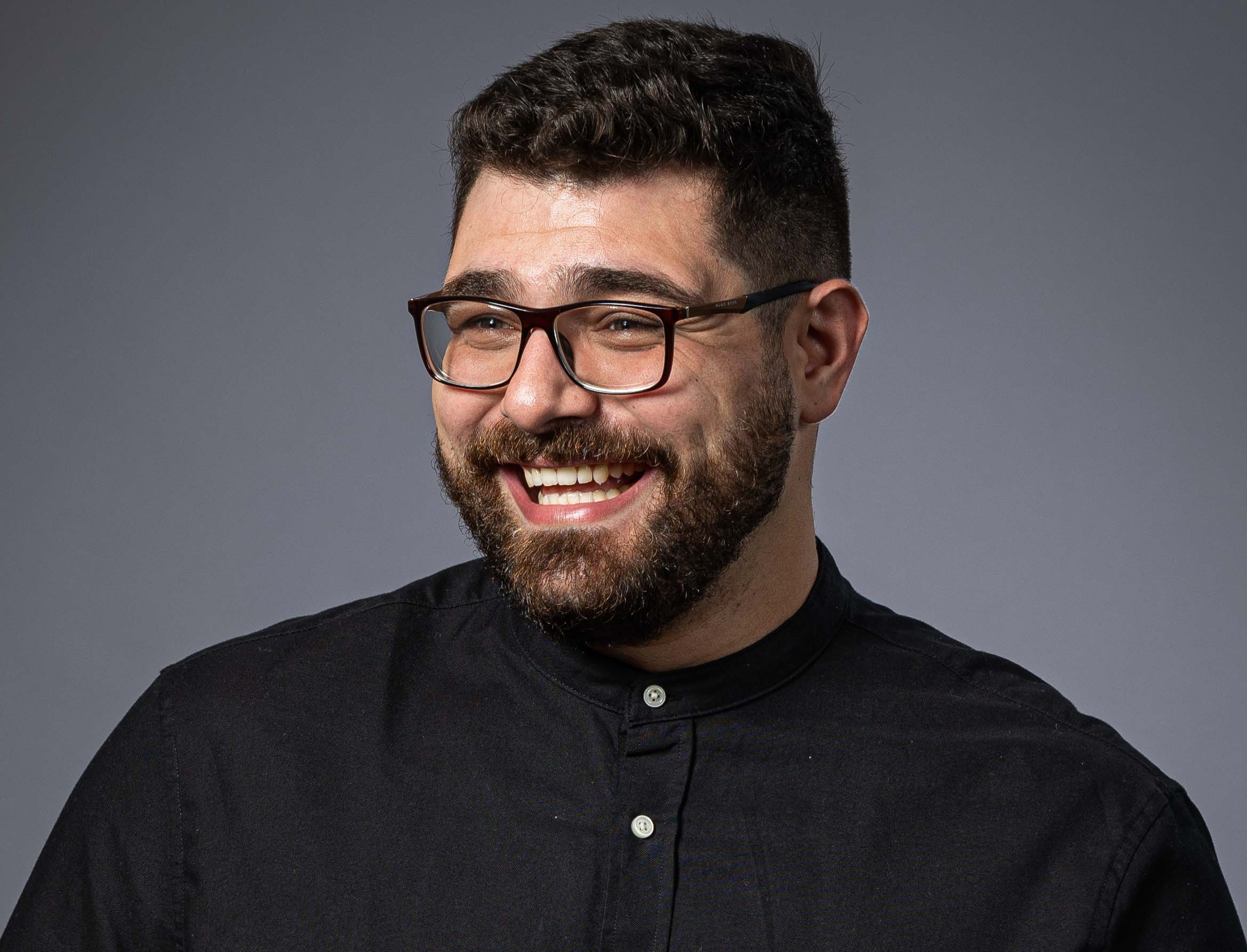 Lucas Meninelli logo