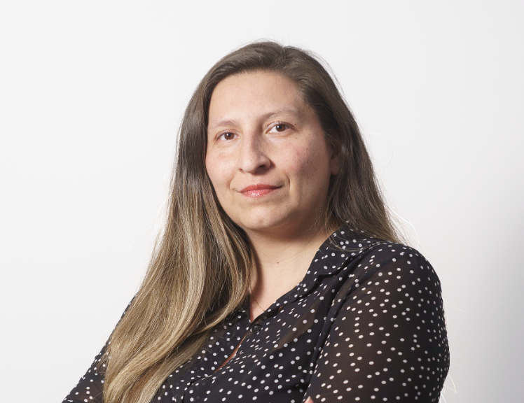Fabiola González logo