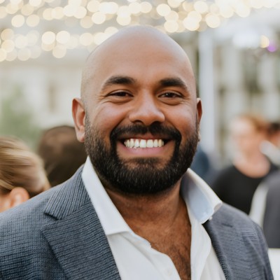 Josh Jebathilak 🥭 picture